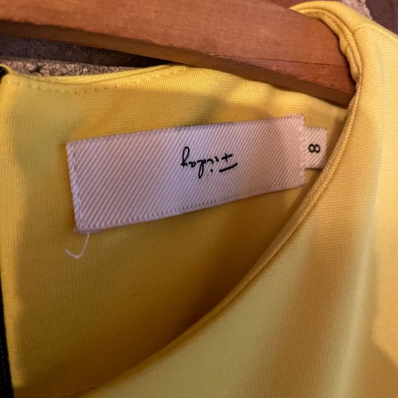 Friday Sheath Dress in Colorblock, size 8 (though fits more like a 4-6) - Picture 3 of 6